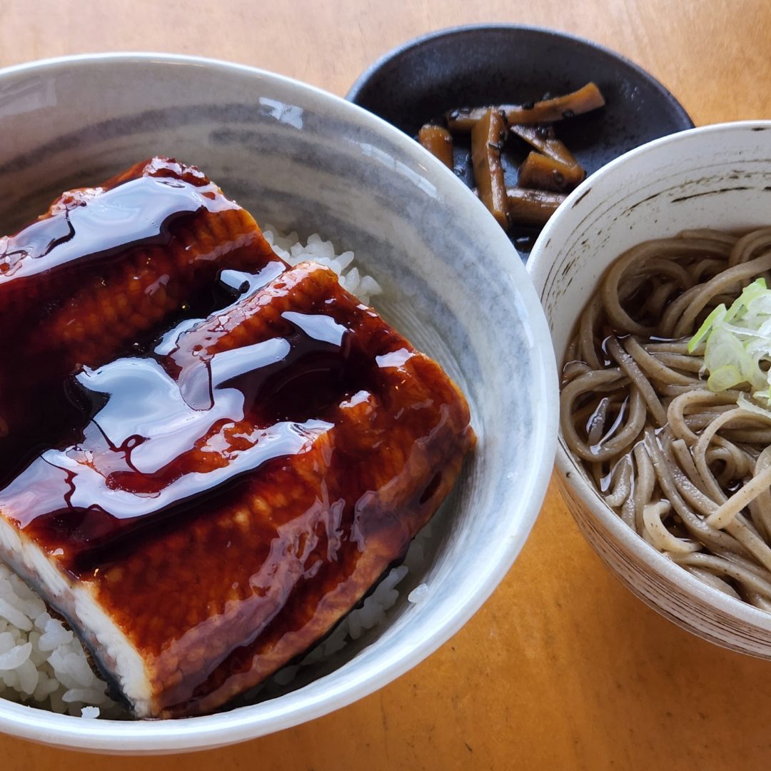 うな丼（ミニ蕎麦付） 1300